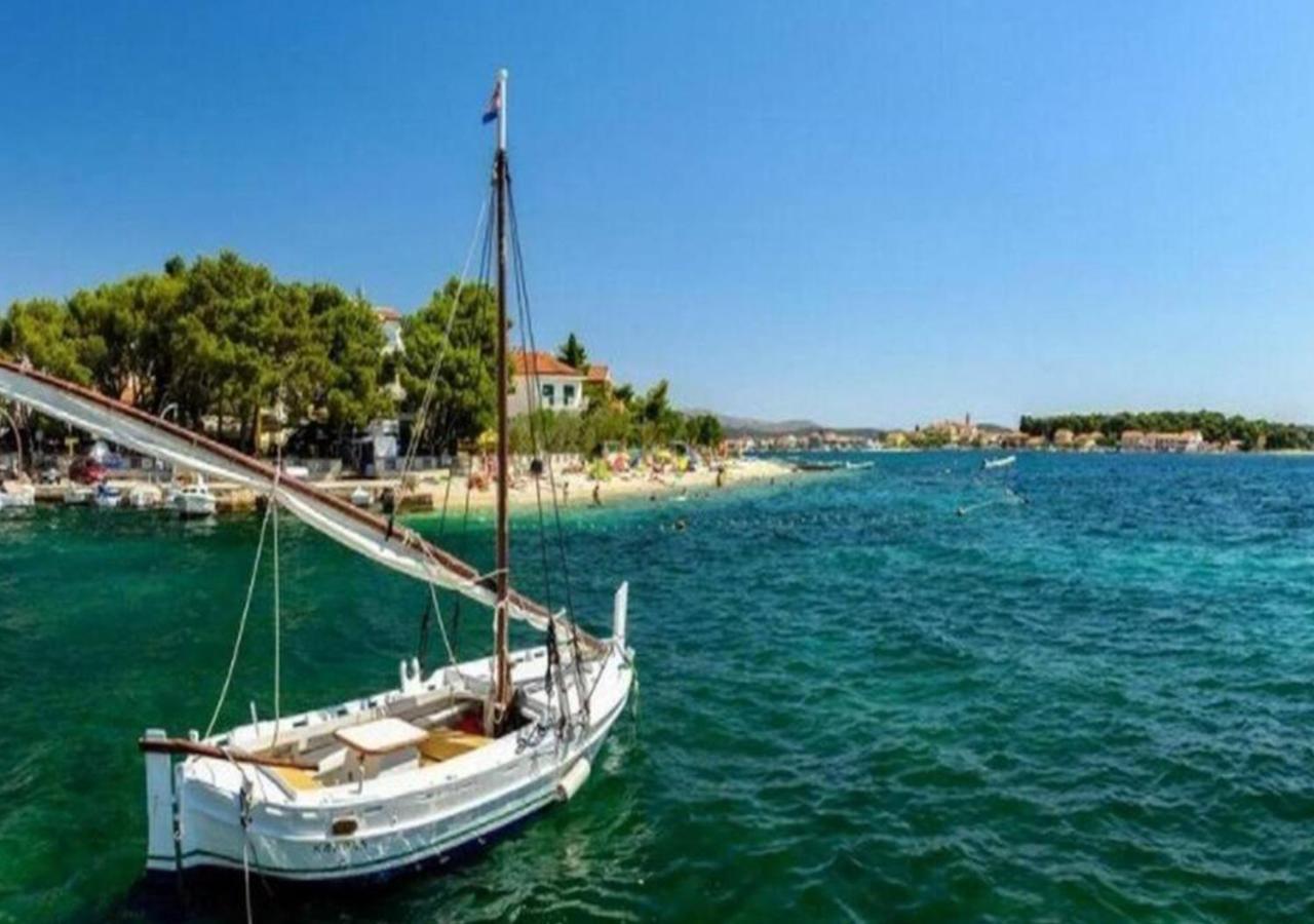 Luxury Beach Apartment W Sunset Sea Views Sibenik Luaran gambar