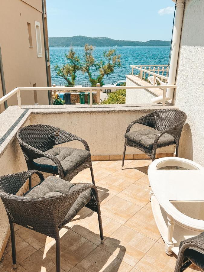 Luxury Beach Apartment W Sunset Sea Views Sibenik Luaran gambar